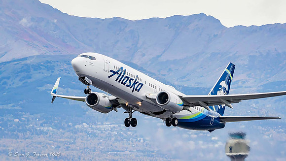 Alaska Airlines Boeing - 737