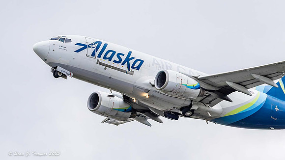 Alaska Airlines Boeing - 737
