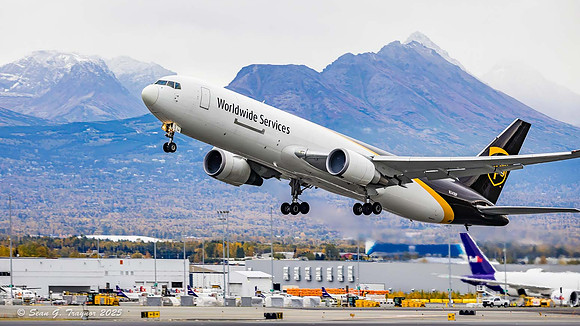 UPS Boeing 767