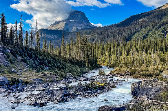 Takakkaw Falls