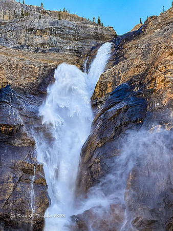 Takakkaw Falls