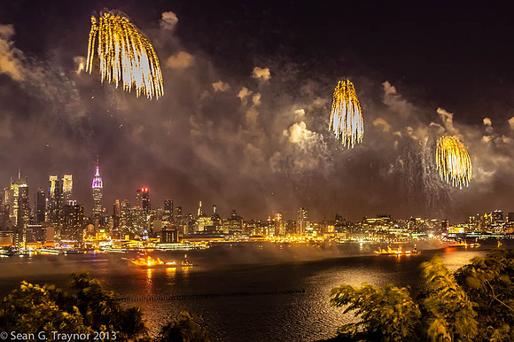 2013-07 NYC_Fireworks-128a