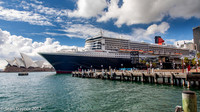 Sydney Opera House & Queen Mary 2